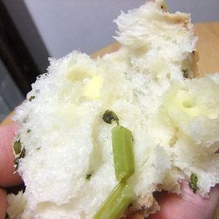 菜の花チーズパン(パン工房 ら・麦 赤坂店)