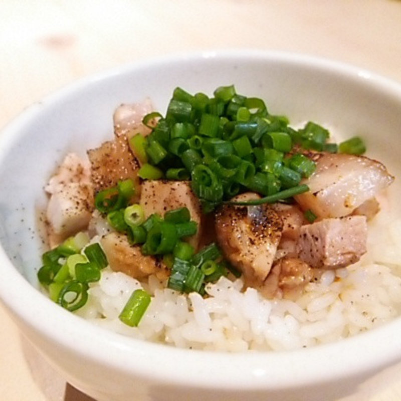 チャーシュー丼(ラーメン リュウグウジョウ （Ramen RyuGuJo）)