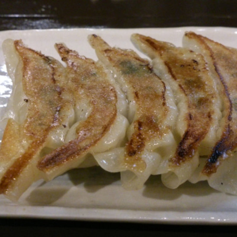 鶏白湯入り！焼ギョーザ(ラーメン わんさか )