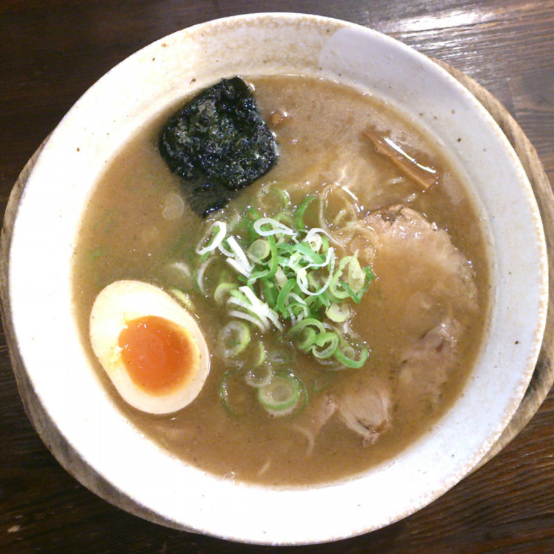 ひかり塩らーめん(らーめん三吉)