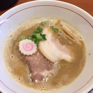 醤油ラーメン(ラーメン 奏)