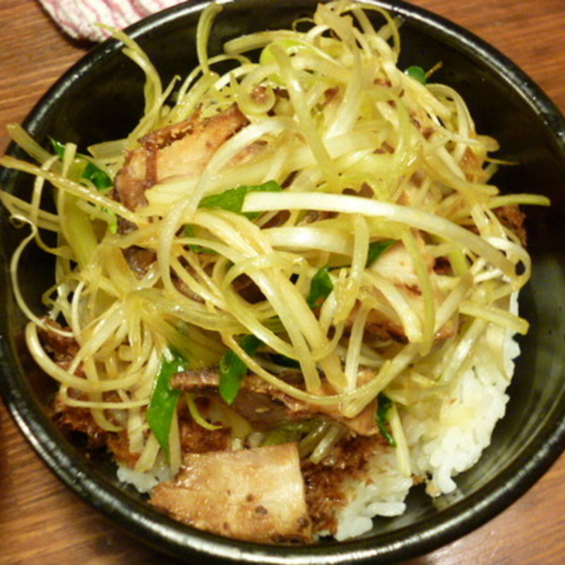 ミニねぎチャーシュー丼(らーめん 岬亭 )