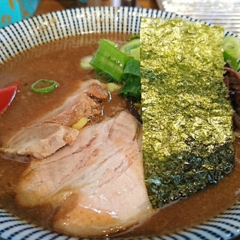 濃厚とんこつラーメン(ラーメン 豚きん （ラーメン ブタキン）)