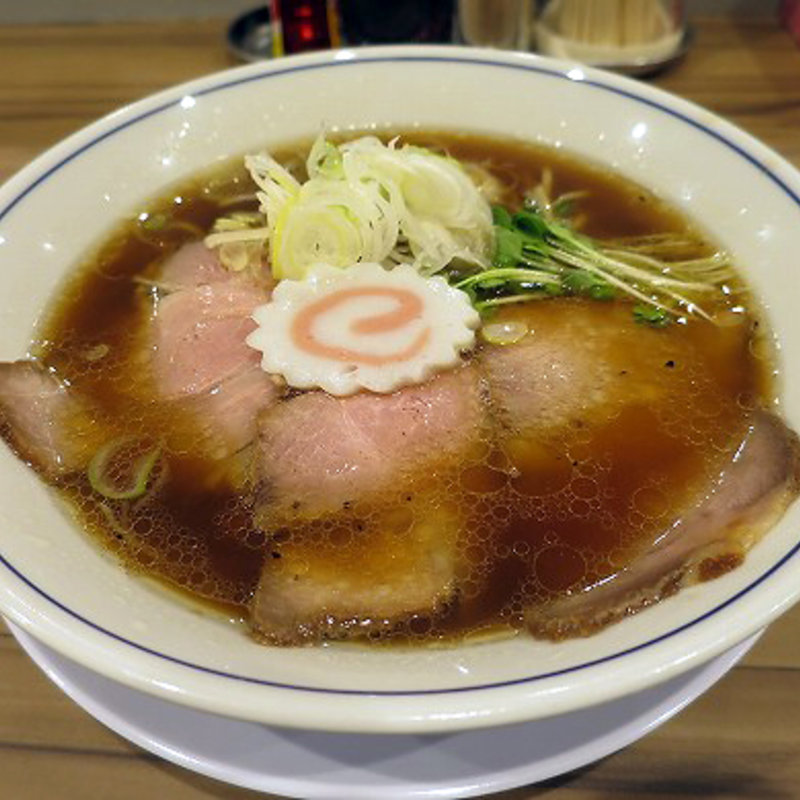 醤油らーめん(らーめん鱗 西中島店 （ラーメンウロコ）)
