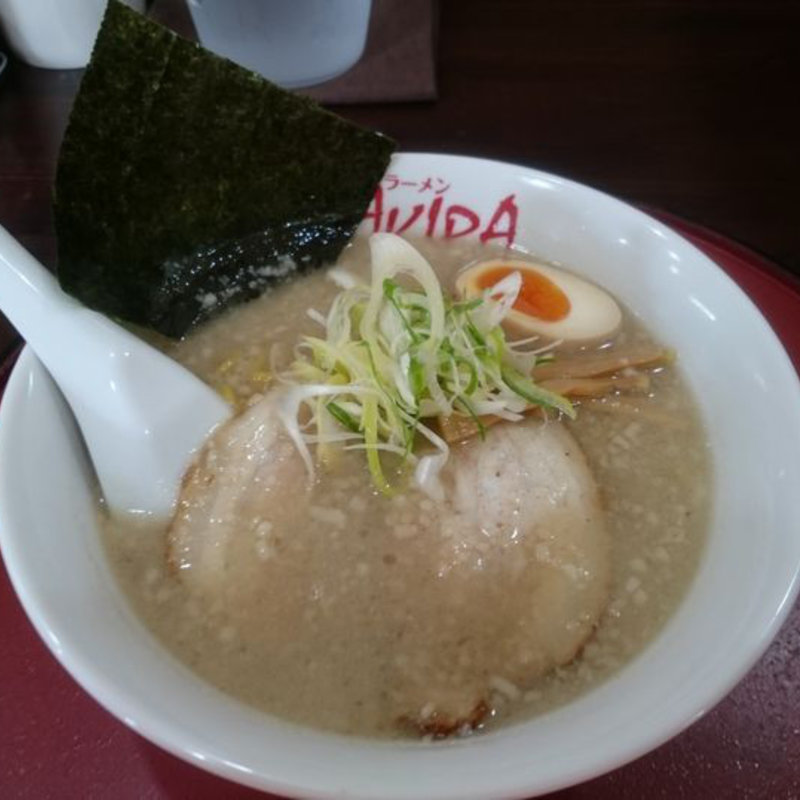 とんこつ正油ラーメン(ラーメンAKIRA)