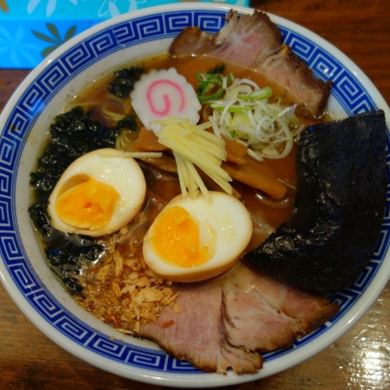 あっさり細麺とりそば（特製）(らーめんはたかくる )