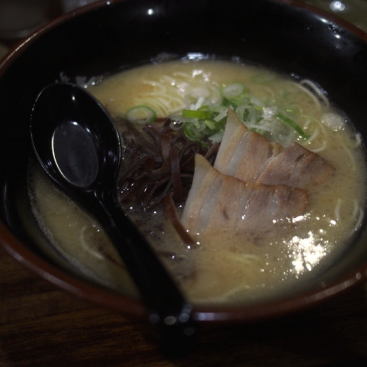 とんこつラーメン らーめんや よしとも の口コミ一覧 おいしい一皿が集まるグルメコミュニティサービス Sarah