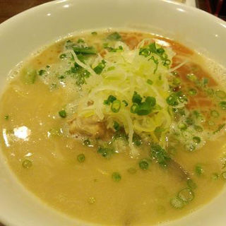 鶏白湯スープ（醤油）(らーめんやなかじゅう亭 高崎上豊岡店 )