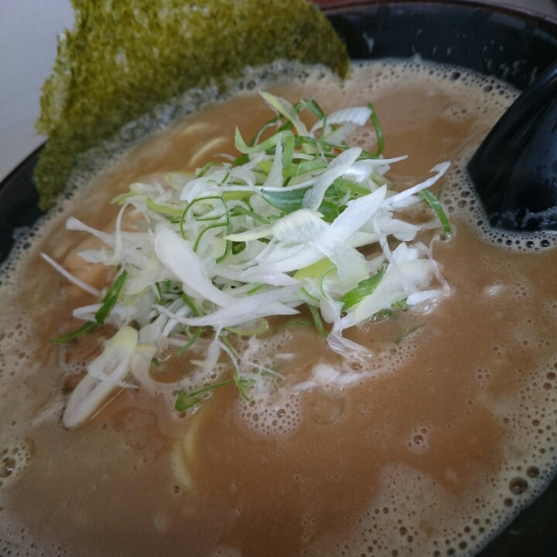 とんこつ味噌らーめん(らーめん一番輝)