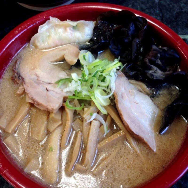 ラーメン(ラーメンの寶龍駅前店)