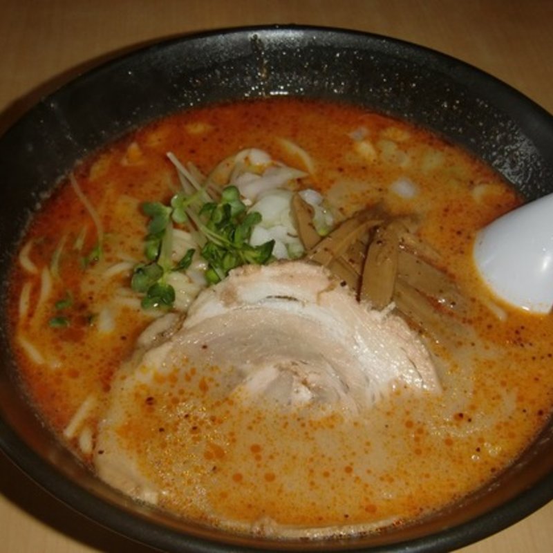 ゴマ坦ラーメン(らーめん専門店ドラゴン )