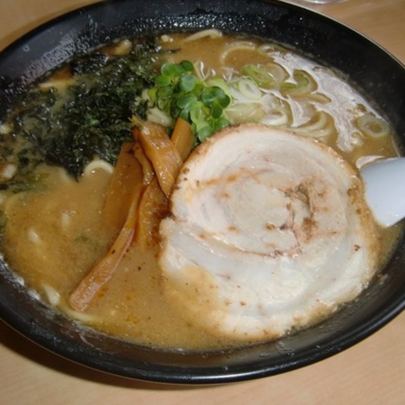 濃厚鶏魚介ラーメン(らーめん専門店ドラゴン )