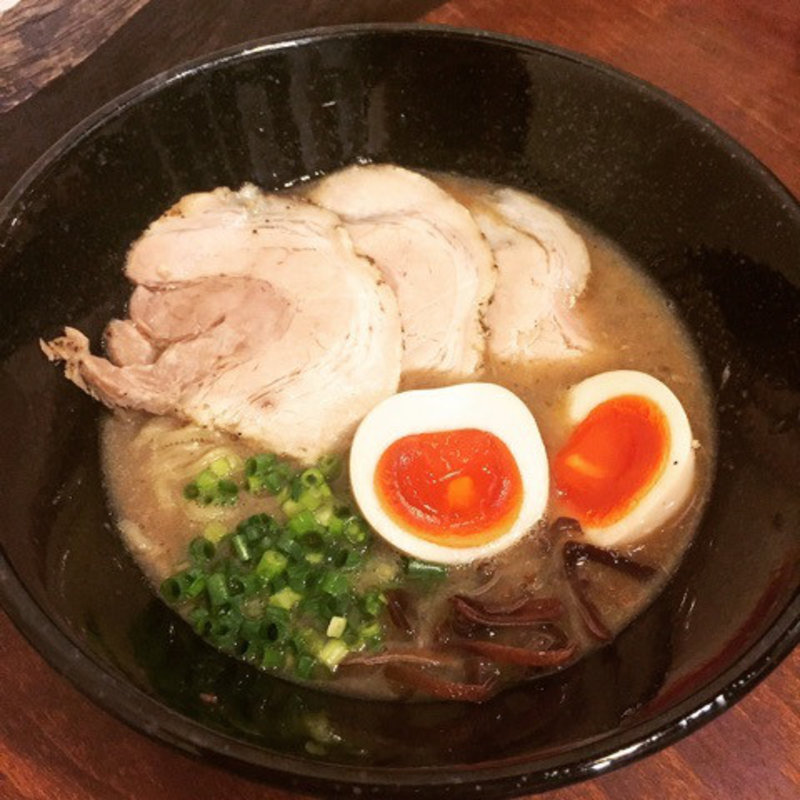 極濃豚骨らーめん 極(極濃豚骨 らーめん小僧)