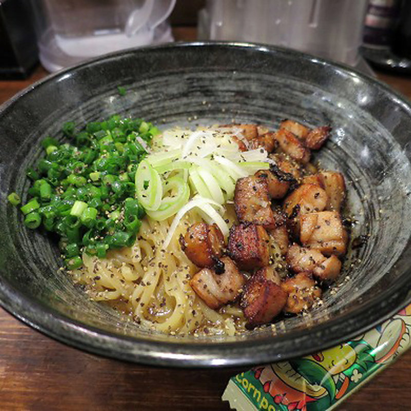 豚骨まぜそば(極濃豚骨 らーめん小僧)