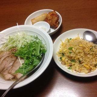 500円特別セットメニュー(ラーメン小料理　ちょうや)