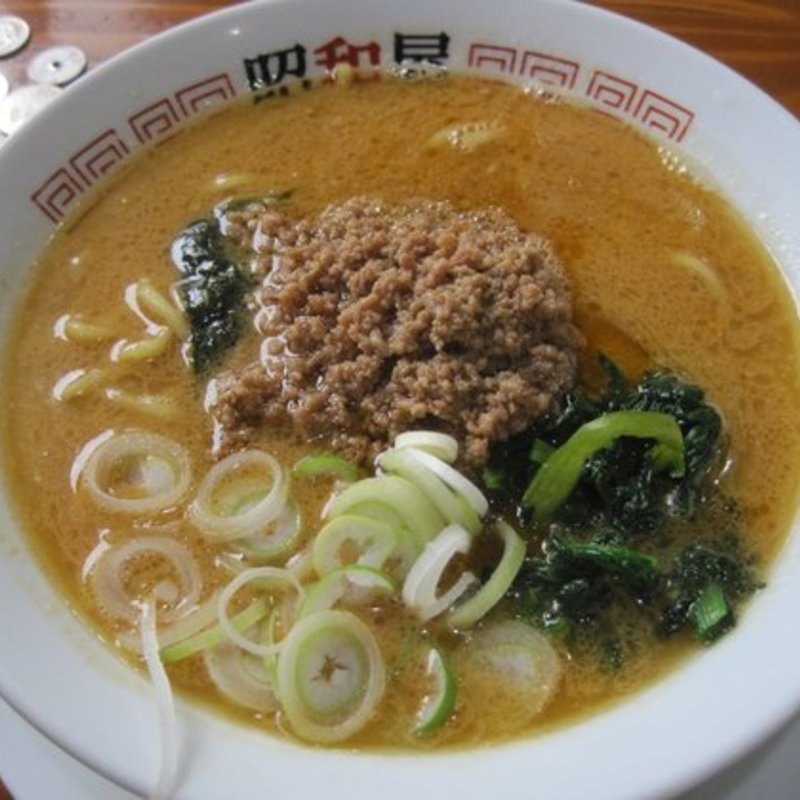 担々麺のあっさり太麺(らーめん昭和屋 )