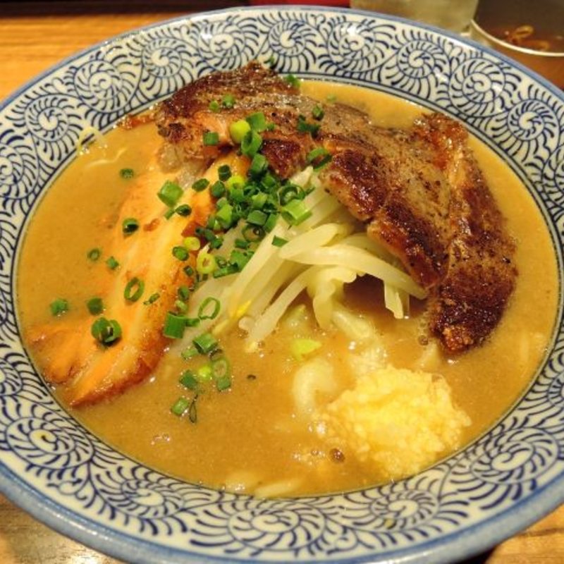 ミニらーめん（150g）+牛ステーキ（100g）(ラーメン燈郎)