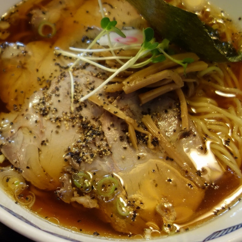 中華そば（醤油）+トッピングチャーシュー(ラーメン石戸 )