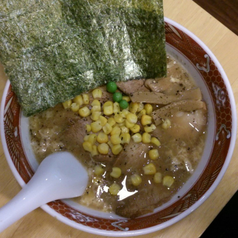 くもたまチャーシュー麺+のり（2枚）+コーン(らーめん臺大)