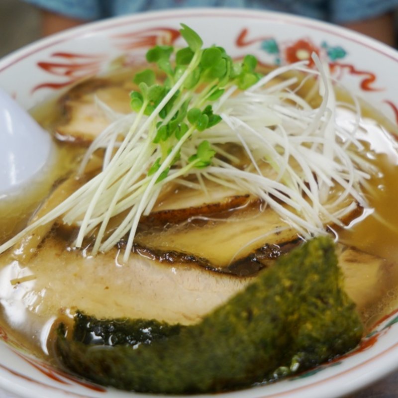 塩チャーシュー麺(らーめん餃子専門　こむさし)