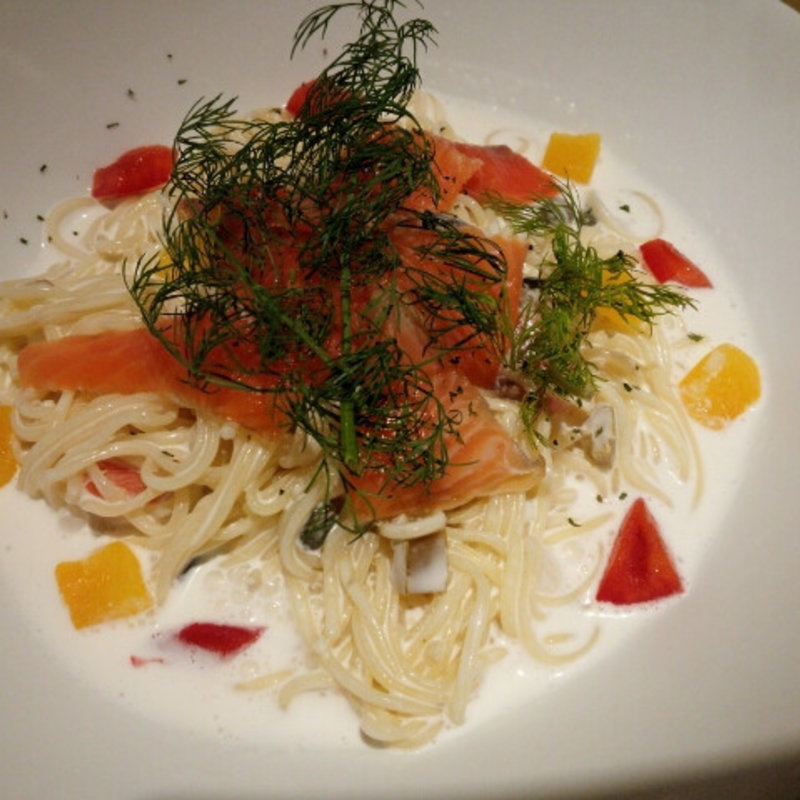 （冷製パスタ）サーモンのタルタル(ラーラ大宮店)