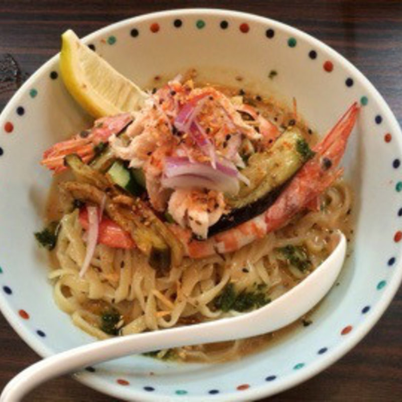 有頭海老と夏野菜の胡麻冷やしそば(夏麺第1弾)(らー麺 あけどや )