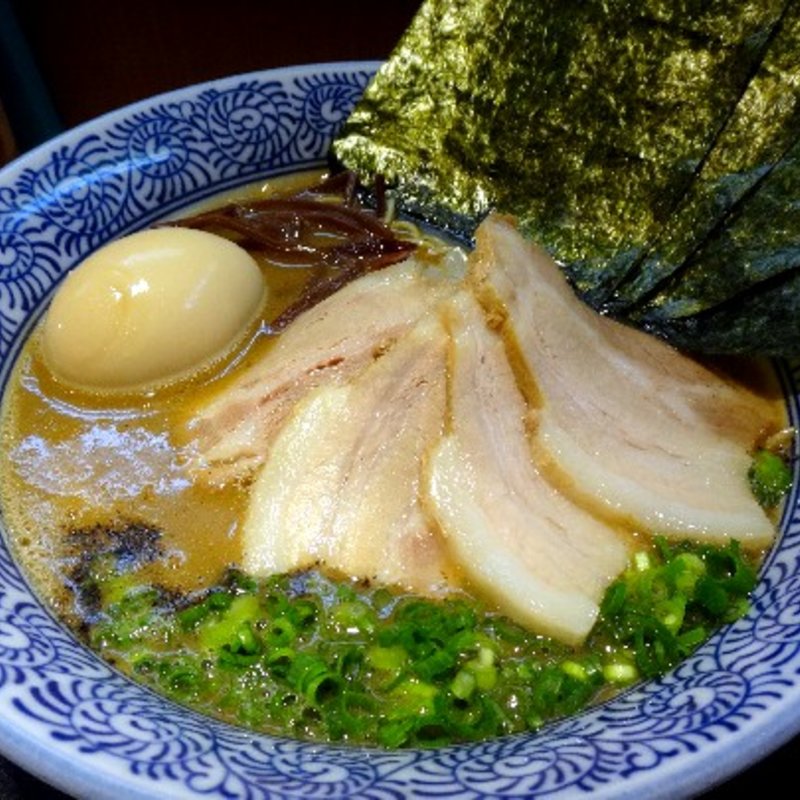 にぼとんらー麺　特製トッピング(らー麺土俵　鶴嶺峰 （カクレイホウ）)
