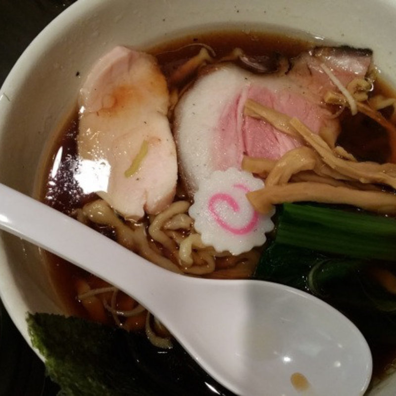 醤油らぁめん(らぁめん つけめん　粋や （いなせや）)