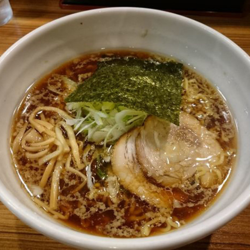 醤油らあめん(らあめん新)