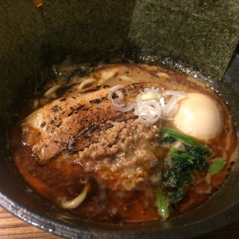 焦がし担々麺　全部のせ(らぁめん・つけめん　豚火 )