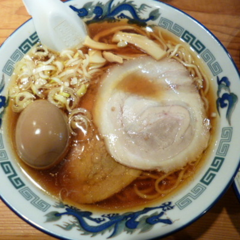 青葉らぁめん(醤油・中盛)(らあめん青葉 )