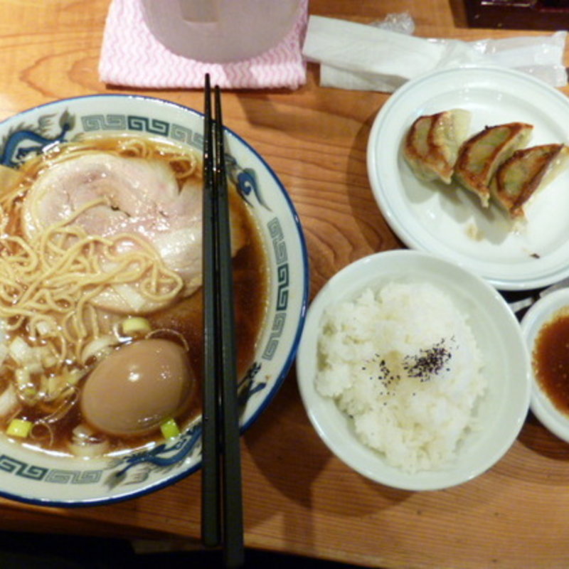 青葉らぁめん(醤油中盛)(らあめん青葉 )