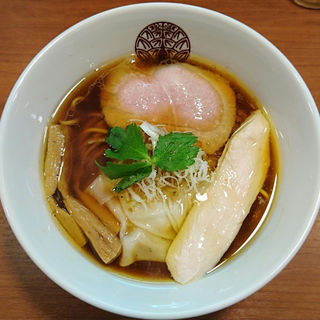 鶏醤油らぁ麺+自家製ワンタン（3個）　(らぁ麺 とうひち )