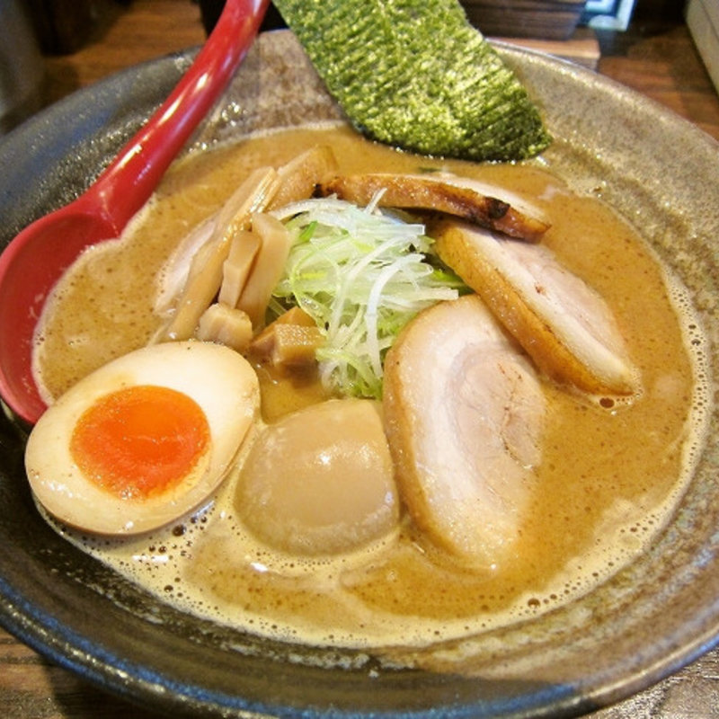 ちゃーしゅーめん（こってり）(らぁ麺 家康)