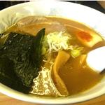 白湯（パイタン）醤油ラーメン(らぁ麺 水嶋)
