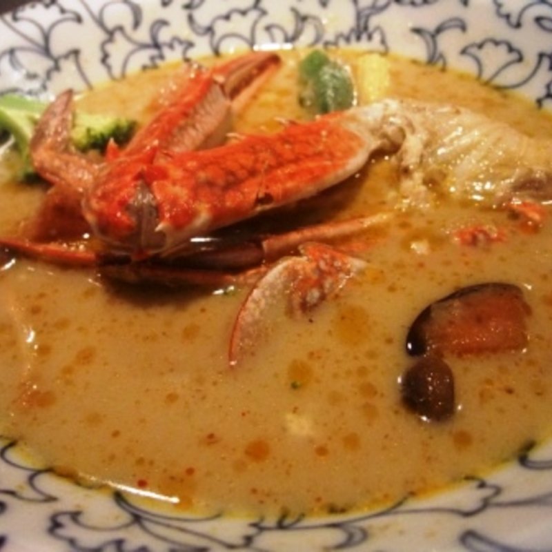 ワタリガニのグリーンカレー(カレー&スパイス創作料理 ラヴィリンス)