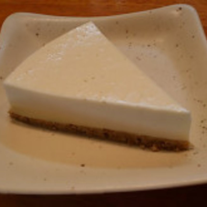 アイリッシュチーズケーキ(ROUND CAFE)