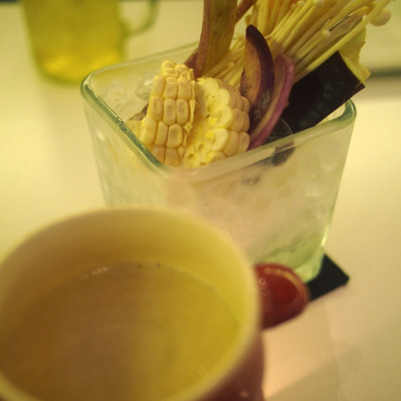 産直野菜のバーニャカウダ(ラバサラ カフェアンドグリル 浅草店 （LaVASARA CAFE&GRILL）)