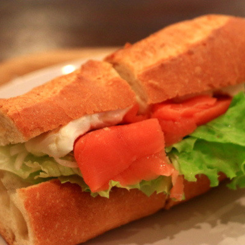 サーモンとクリームチーズのカスクート(Lapin coffee&bakery)