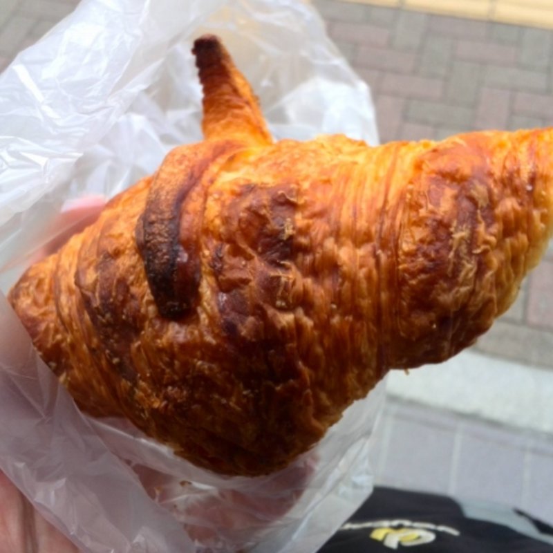 おいもクロワッサン(らぽっぽファーム四谷店)