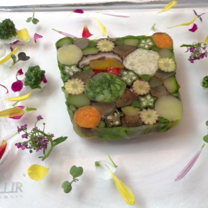 スペシャリテ 農園野菜のテリーヌ お花畑(ランベリー ナオト キシモト ビス （L'EMBELLIR Naoto Kishimoto Bis）)