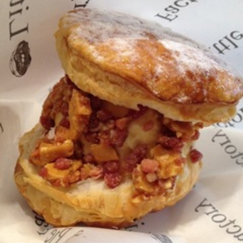 エルビス(リトル・パイ・ファクトリー 広尾 （Little Pie Factory）)