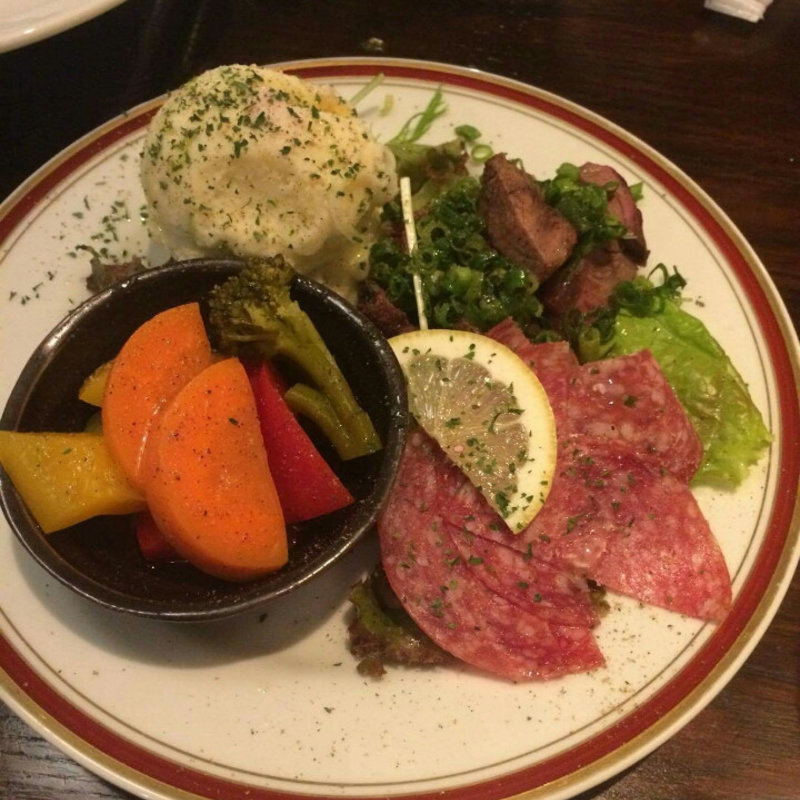 アテ盛り合わせ(リビング （Ribing）)