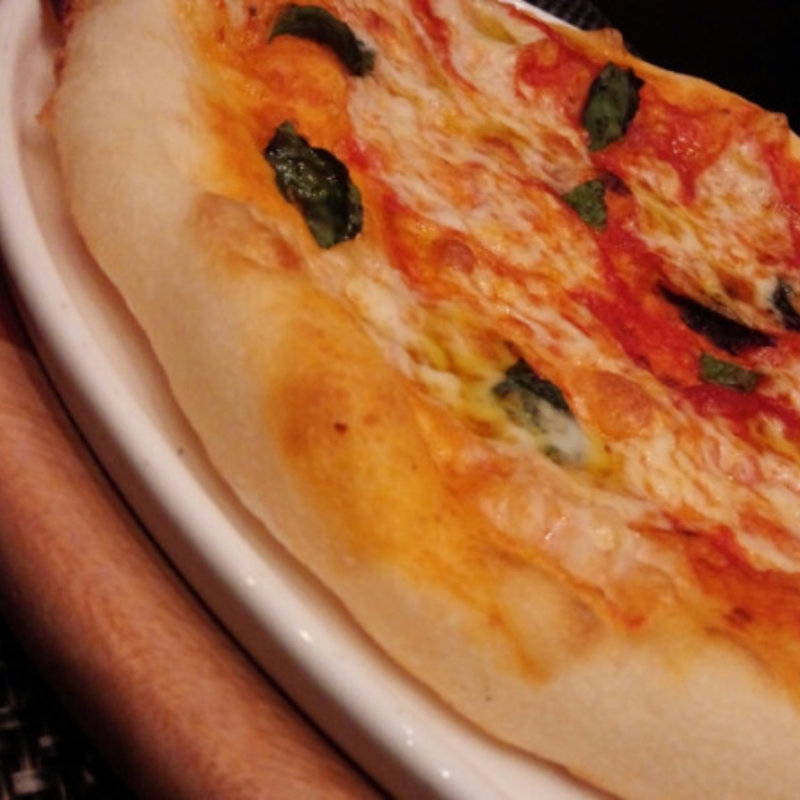 ピッツァマルゲリータ(オールデイダイニング リモネ)