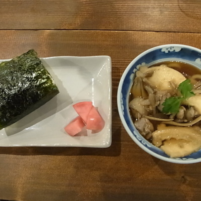 特性せんべい汁うどん＆南蛮味噌おにぎり(りんご箱 )