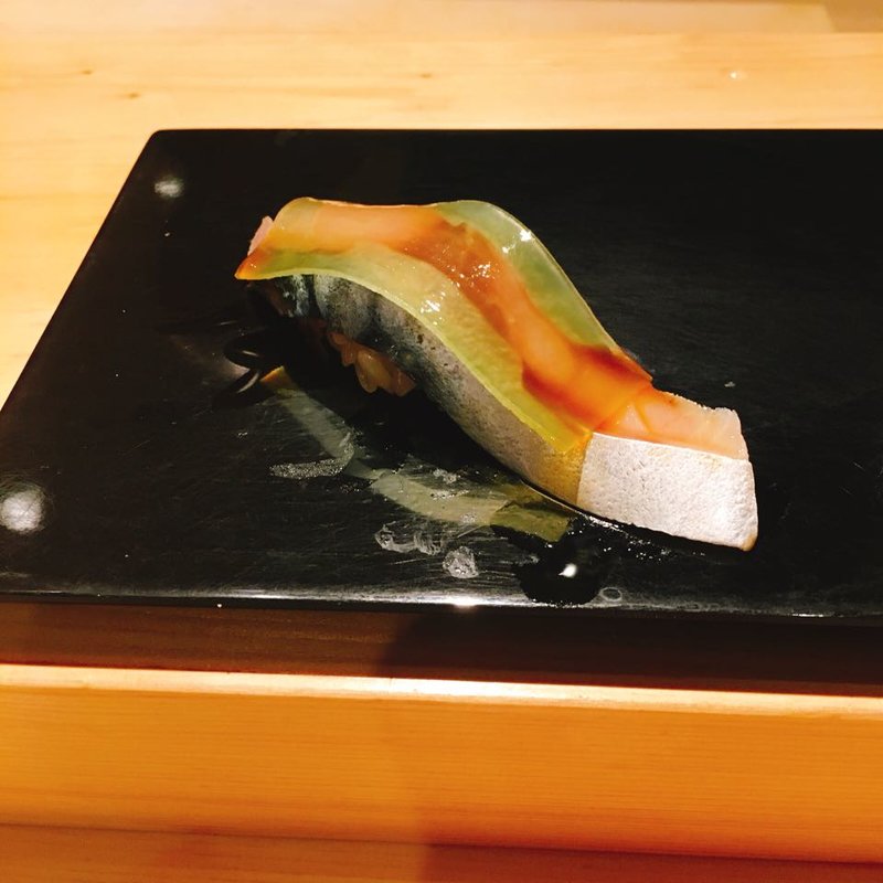 鯖寿司(SUSHI ますなが)
