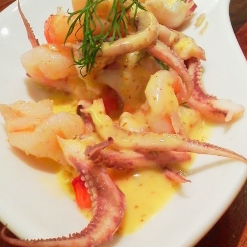 魚介類のマリネ(赤白 ホワイティ梅田店)