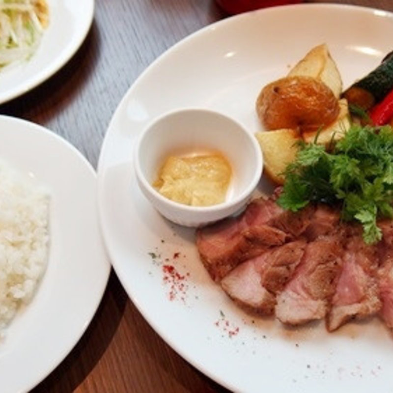 イベリコ豚のステーキ/ライス付(ルームラックスカフェ)