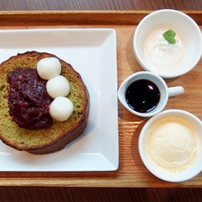 抹茶のフレンチトースト(ルームラックスカフェ)
