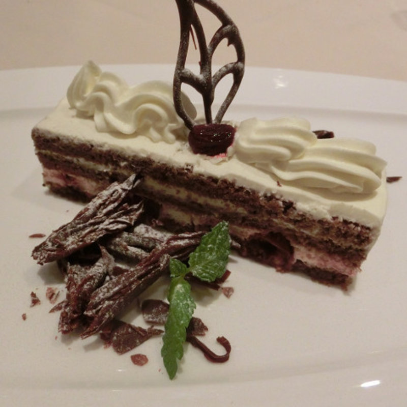 フォレノワール(レヴェイヨン )